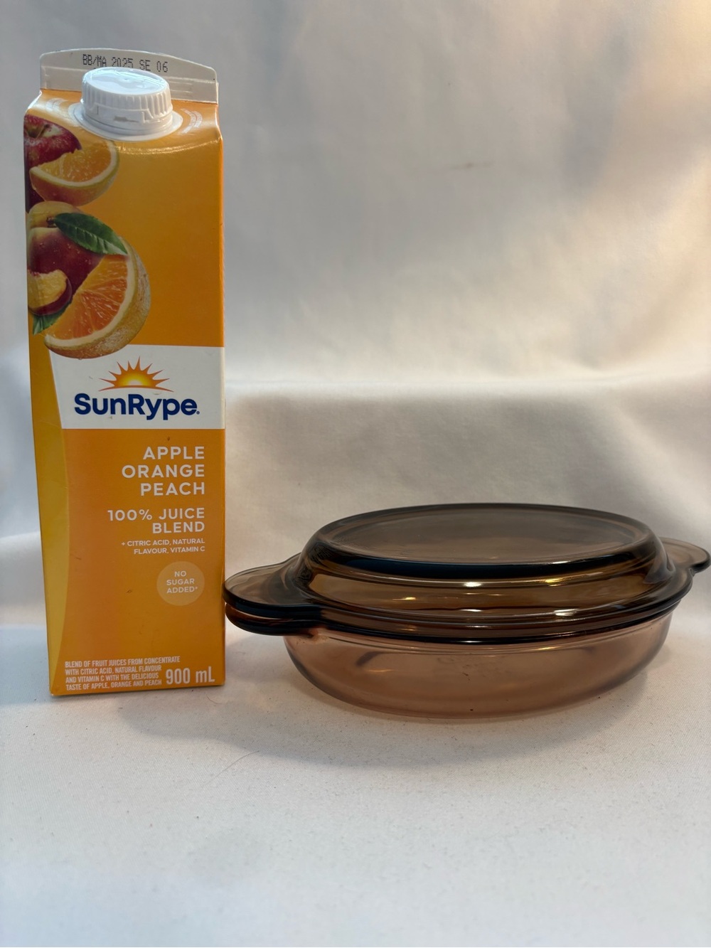 Pyrex visions, small lidded Casserette casserole dish